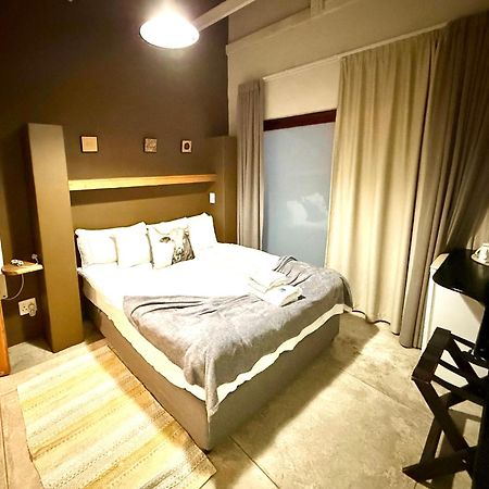 Atlantic-Square Guesthouse Swakopmund Esterno foto