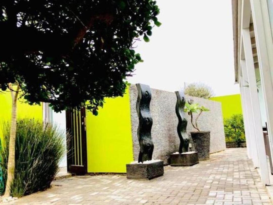 Atlantic-Square Guesthouse Swakopmund Esterno foto